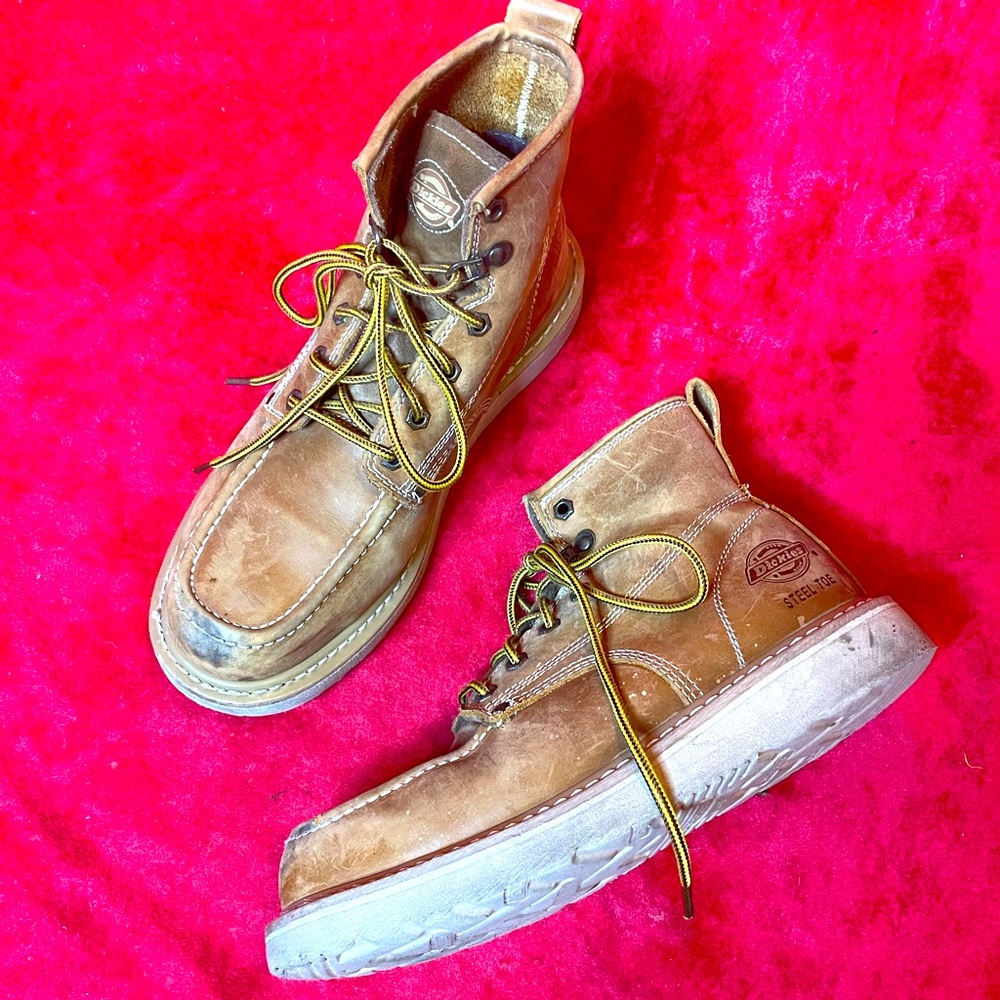 Dickies steel toe tan shoe